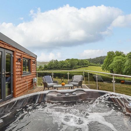 The Cabin At Evelyns Retreat Corwen Exterior photo
