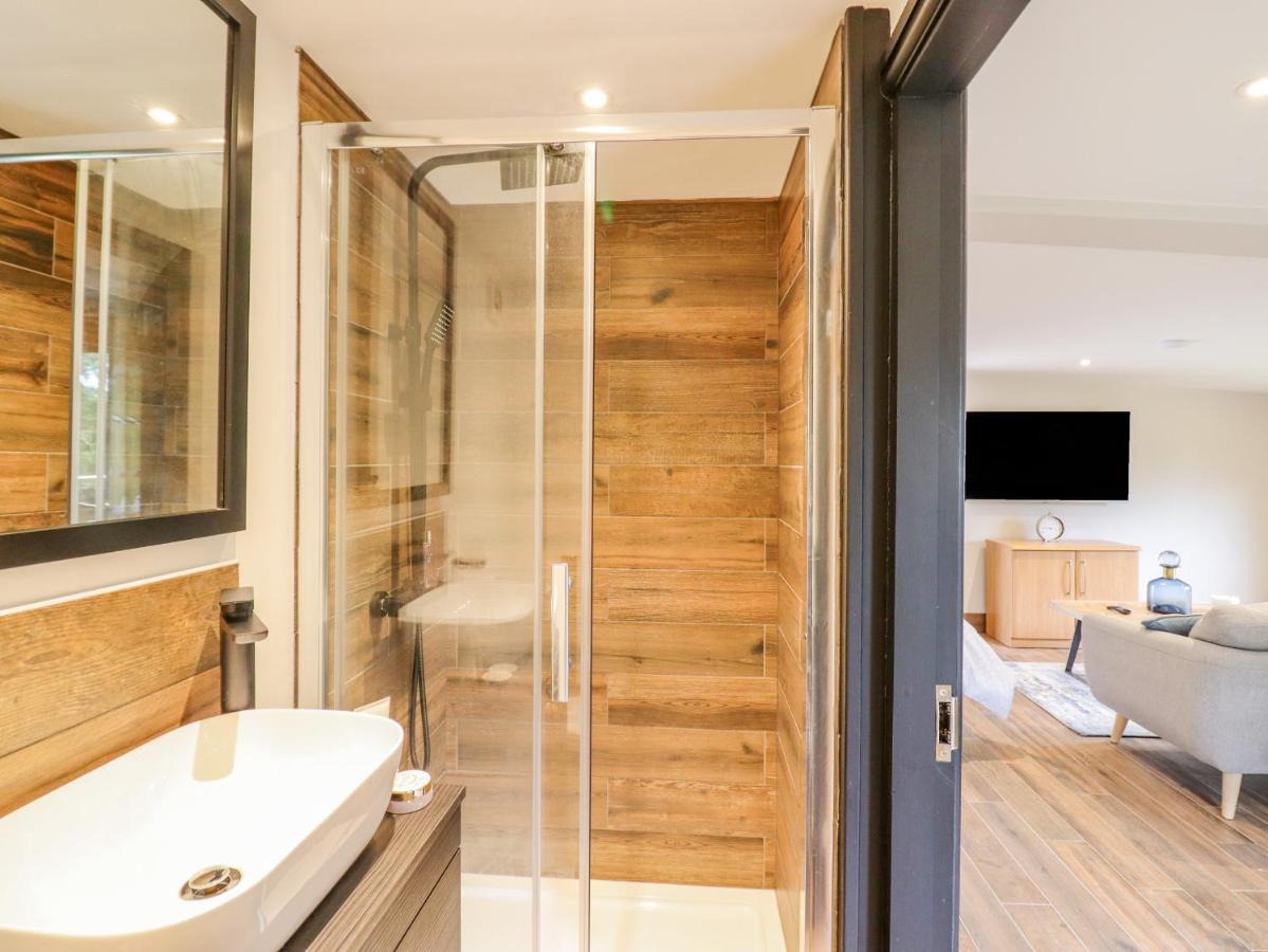 The Cabin At Evelyns Retreat Corwen Exterior photo